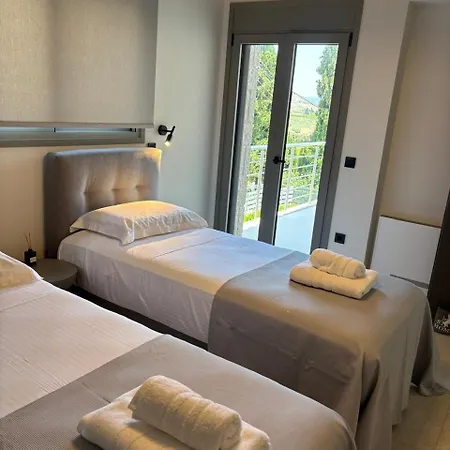 Elysian View Lefkakia Villa